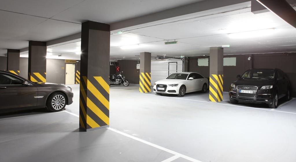 Garni Hotel Aveny Cacak Luaran gambar