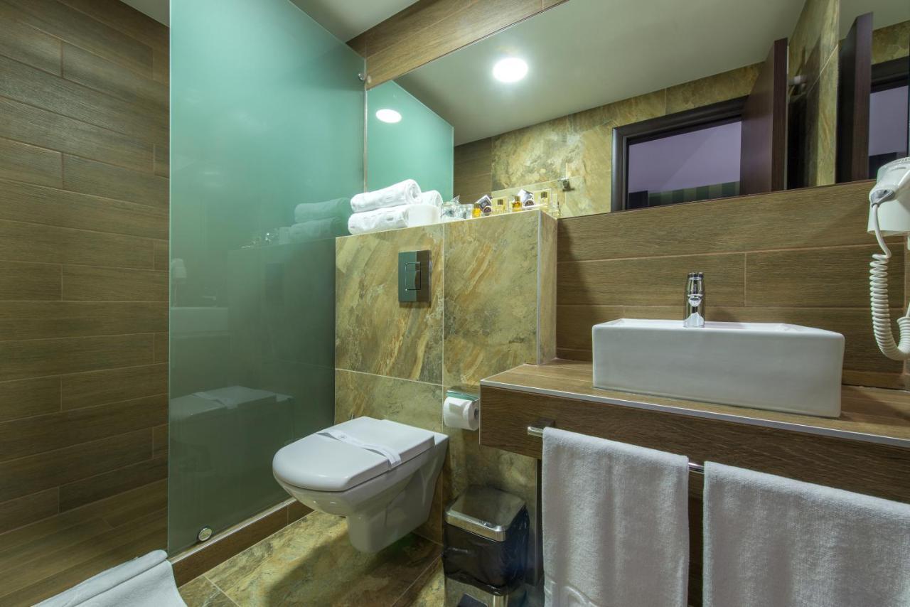 Garni Hotel Aveny Cacak Luaran gambar