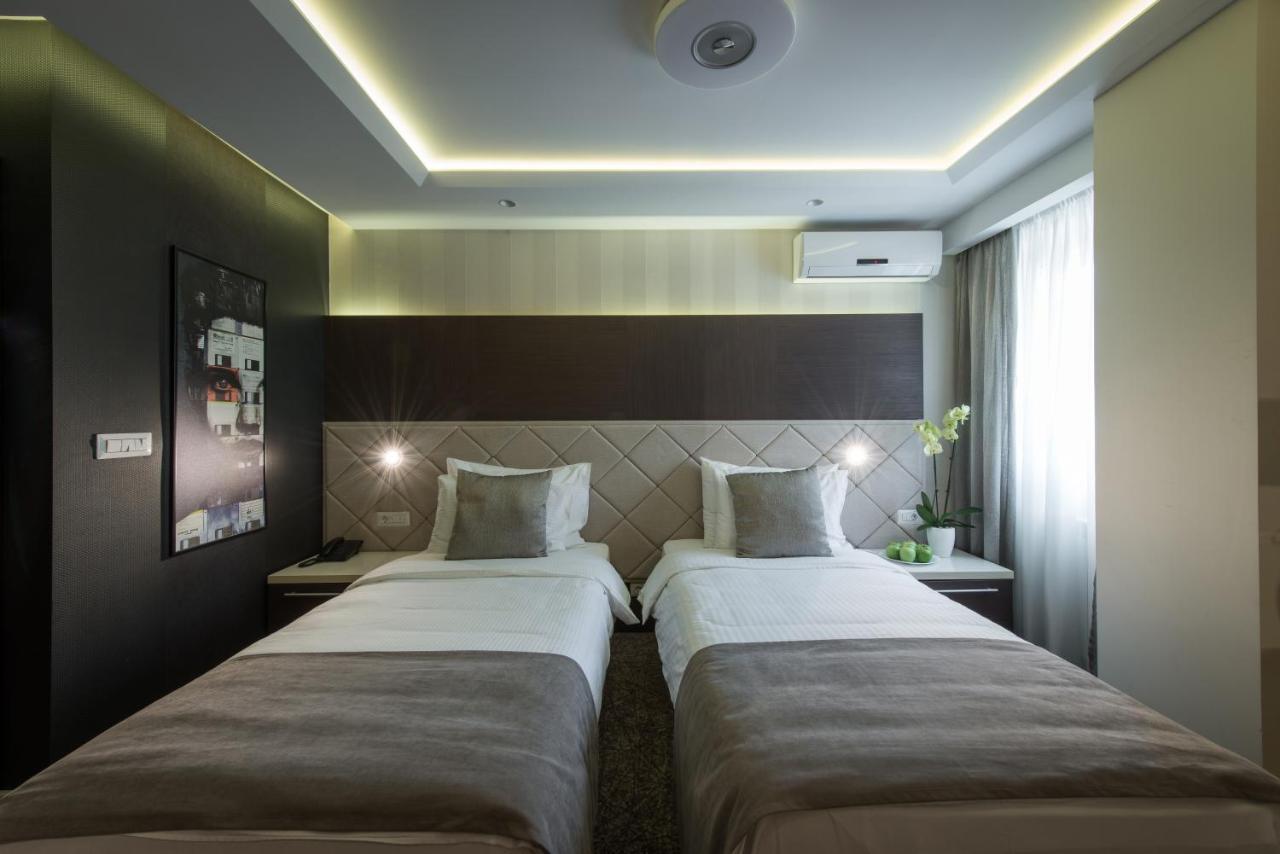 Garni Hotel Aveny Cacak Luaran gambar