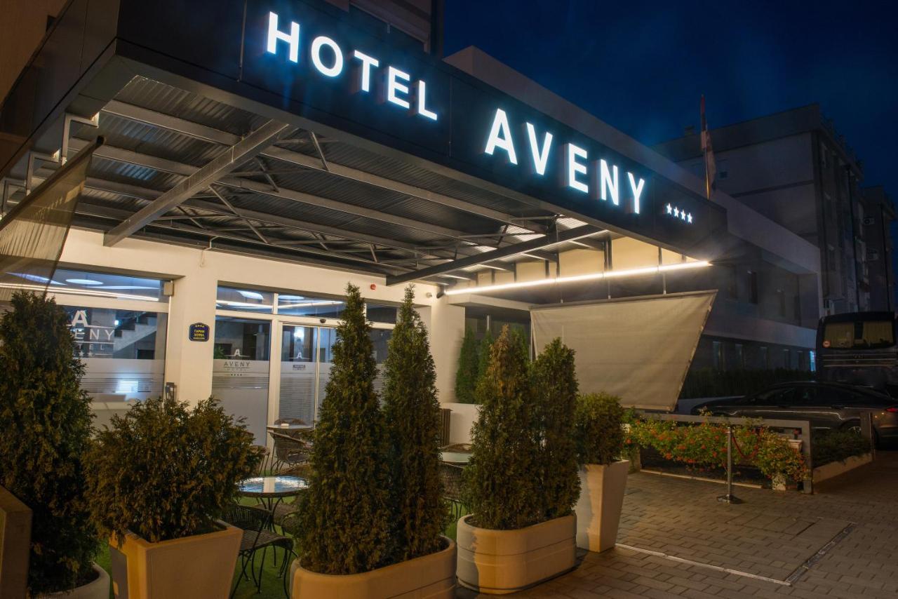 Garni Hotel Aveny Cacak Luaran gambar
